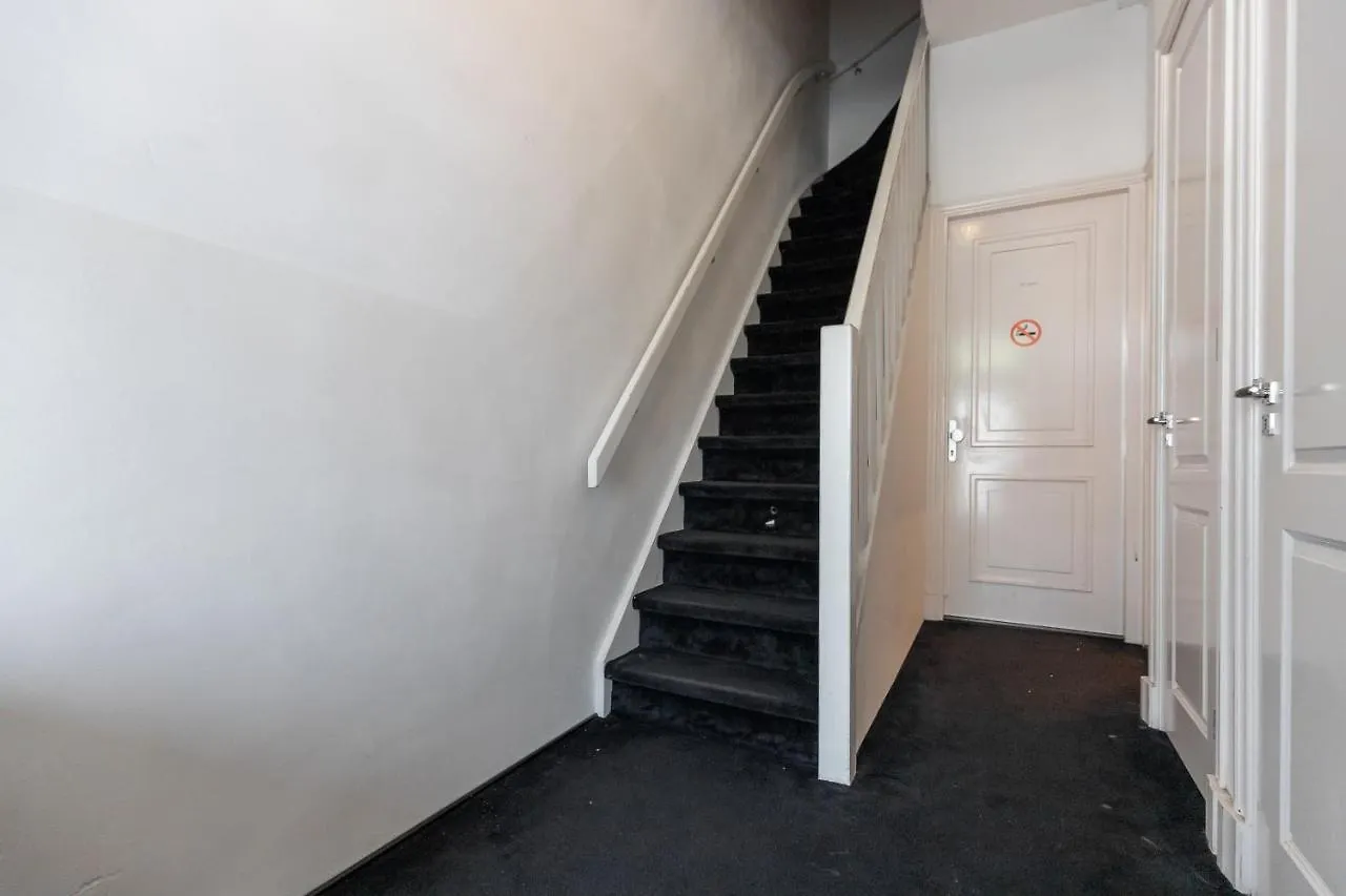 Spacious Apartment In City Center With Private Patio Amsterdam